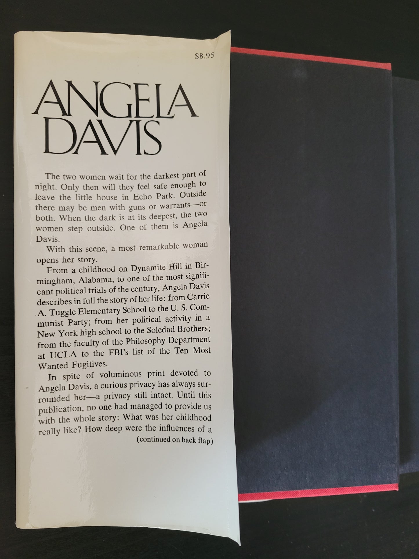 Angela Davis: An Autobiography.